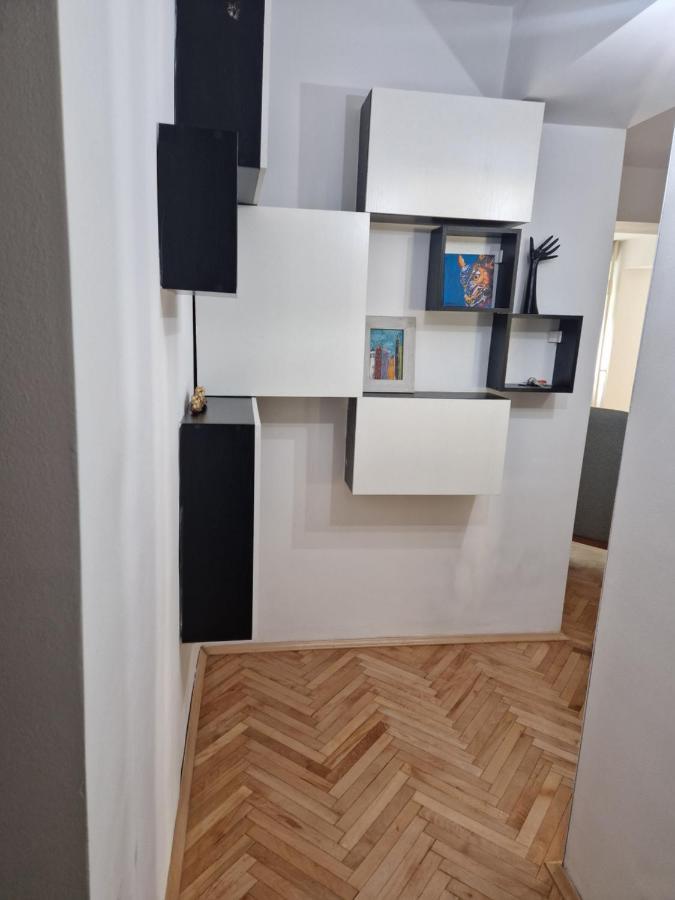 Comfy Center Apartment Skopje Ngoại thất bức ảnh